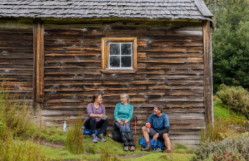 5 Day Cradle Mountain Signature Walk - Day 1