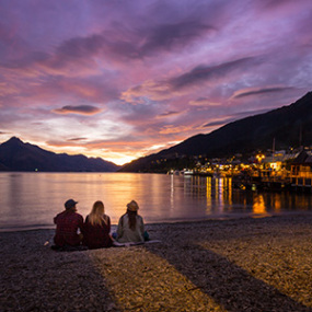 Enjoying the sunset over Lake Wakatipu