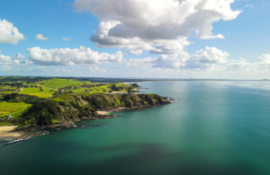 Discover everything New Zealand has to offer with these great vacation packages
